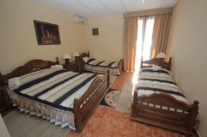 cetvorokrevetna_soba_vila_izvor_sutomore