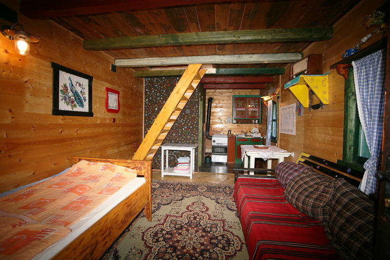 etno_koliba_sa_mini_kuhinjom_boskova_voda_zlatibor