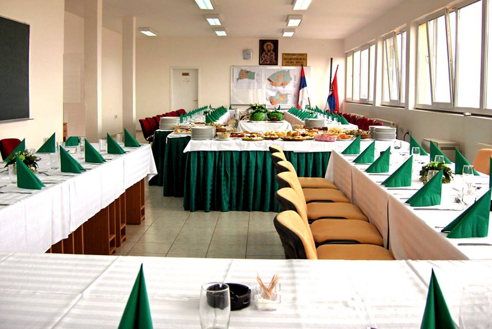 sala_za_proslave_posavotamnavska_srednja_skola_vladimirci