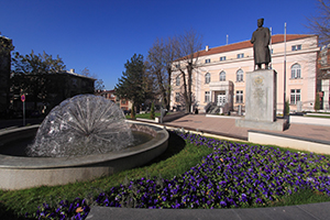 biblioteka_dimitrije_tucovic_lazarevac