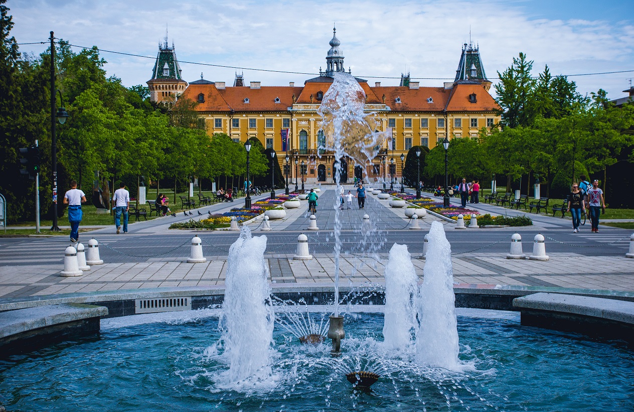 zupanija-i-fontana-sombor zupanija-i-fontana-sombor