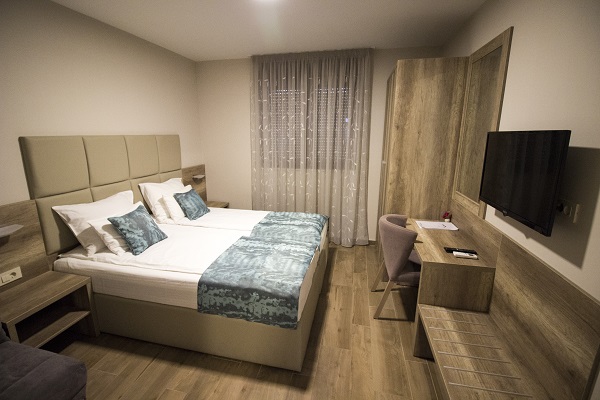 standard room villa divani mostar