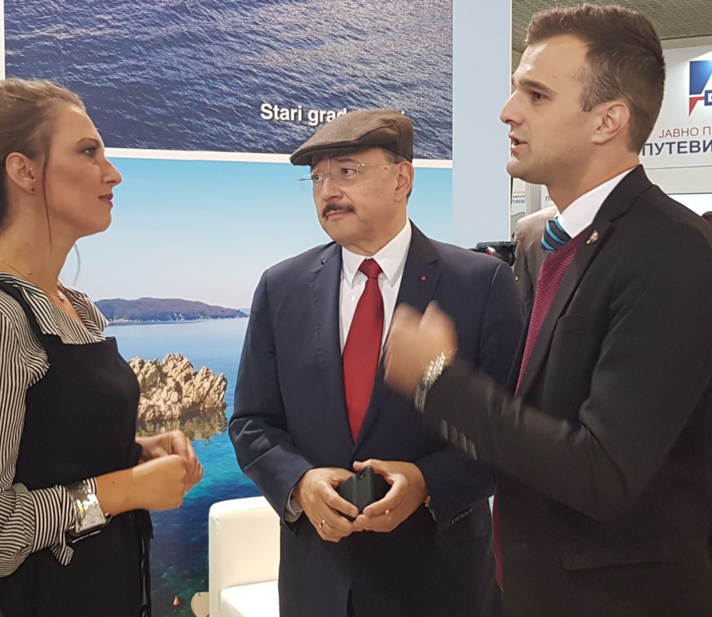 ambasador Meksika u Srbiji Gdin Marco Antonio Garcia Blanco na standu to tivat sajam turizma lorist 2019 novi sad ambasador Meksika u Srbiji Gdin Marco Antonio Garcia Blanco na standu to tivat sajam turizma lorist 2019 novi sad