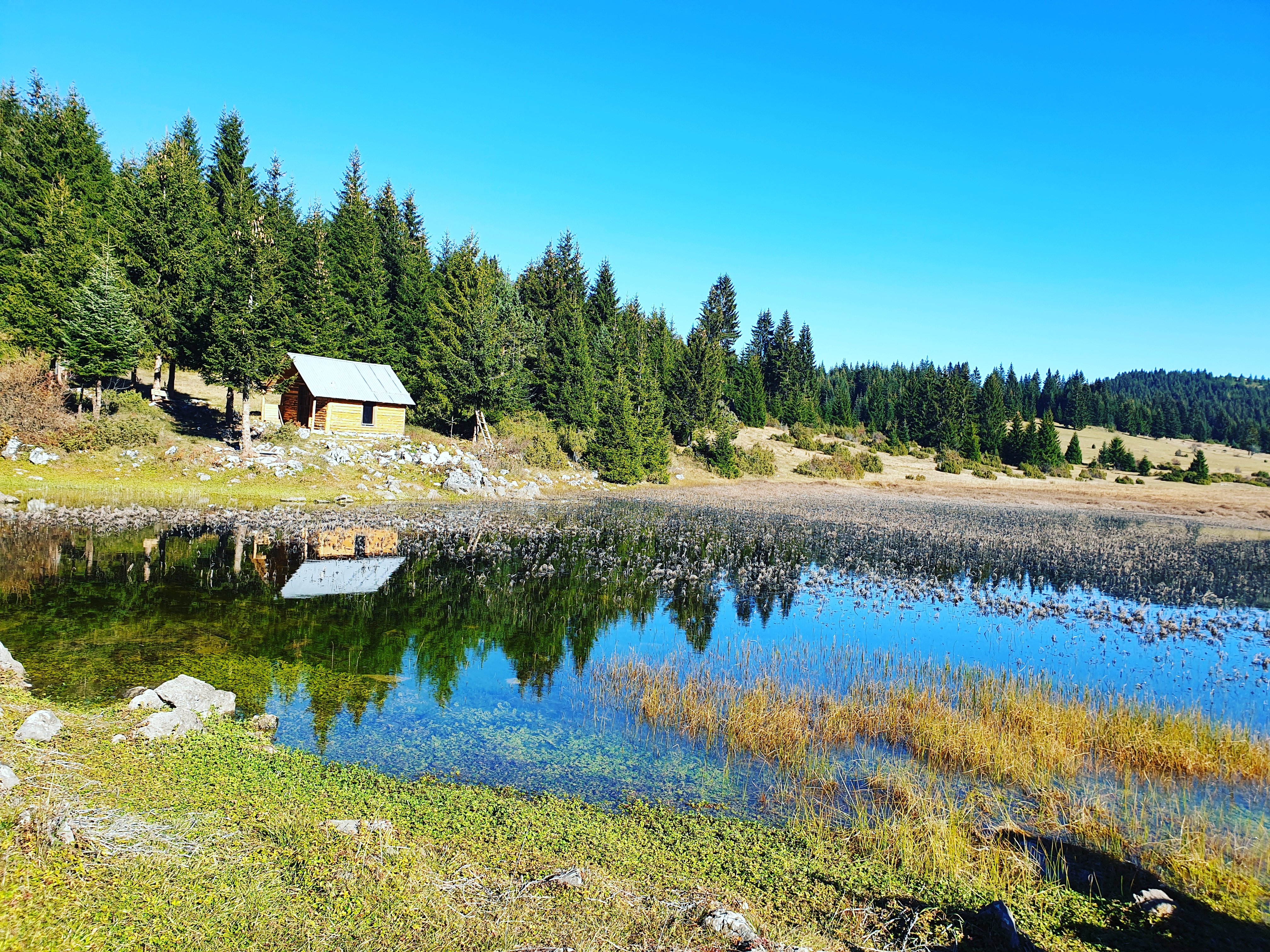 jezero-ruiste.jpg jezero-ruiste.jpg