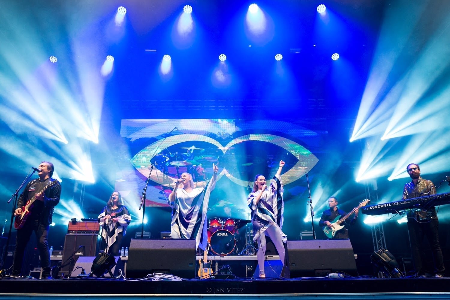koncert-abba-real-tribute-bend koncert-abba-real-tribute-bend