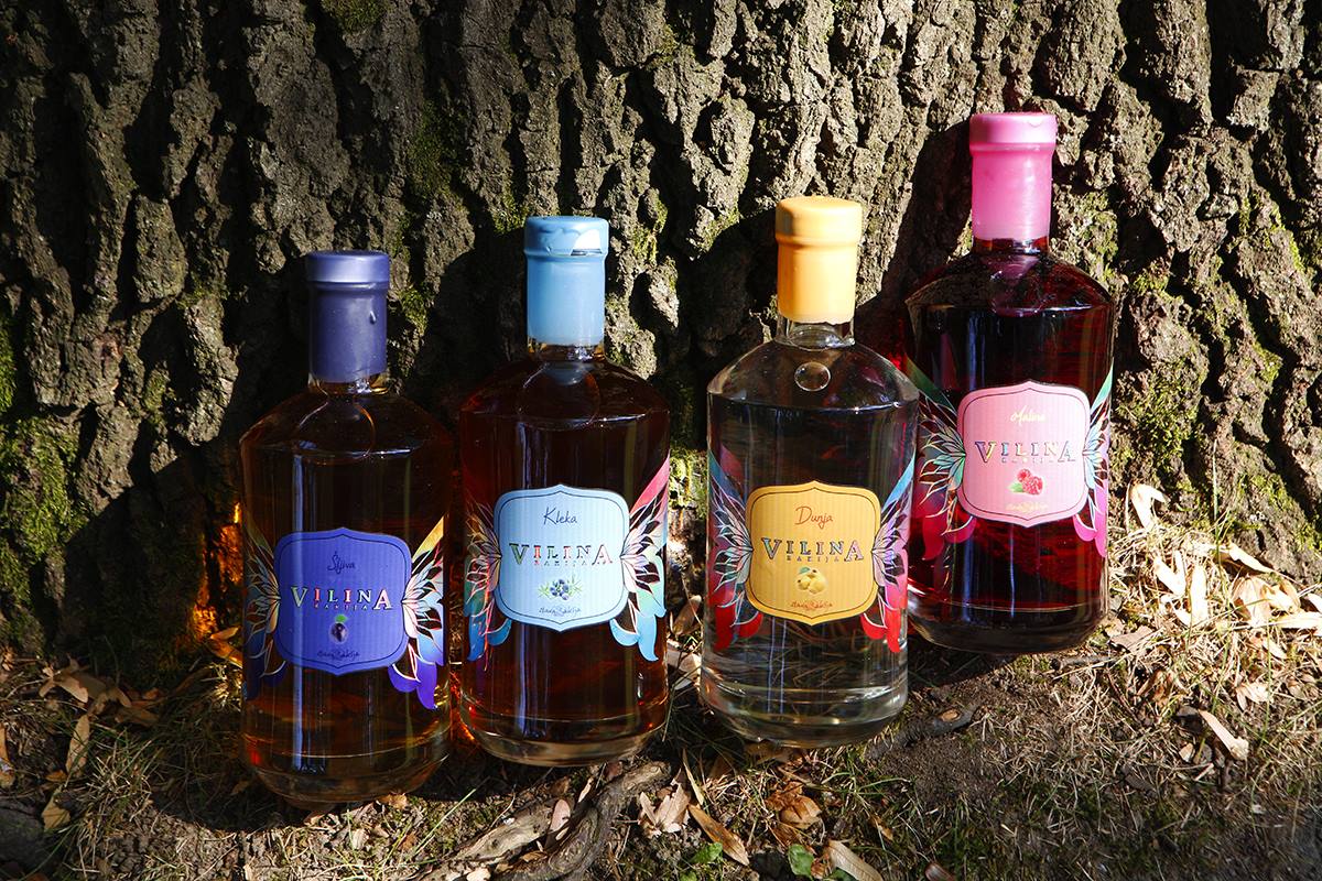 vilina-rakija-malina-dunja-sljiva-kleka vilina-rakija-malina-dunja-sljiva-kleka